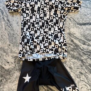 Black & White Graphic Cycling Jersey and Bib Shorts